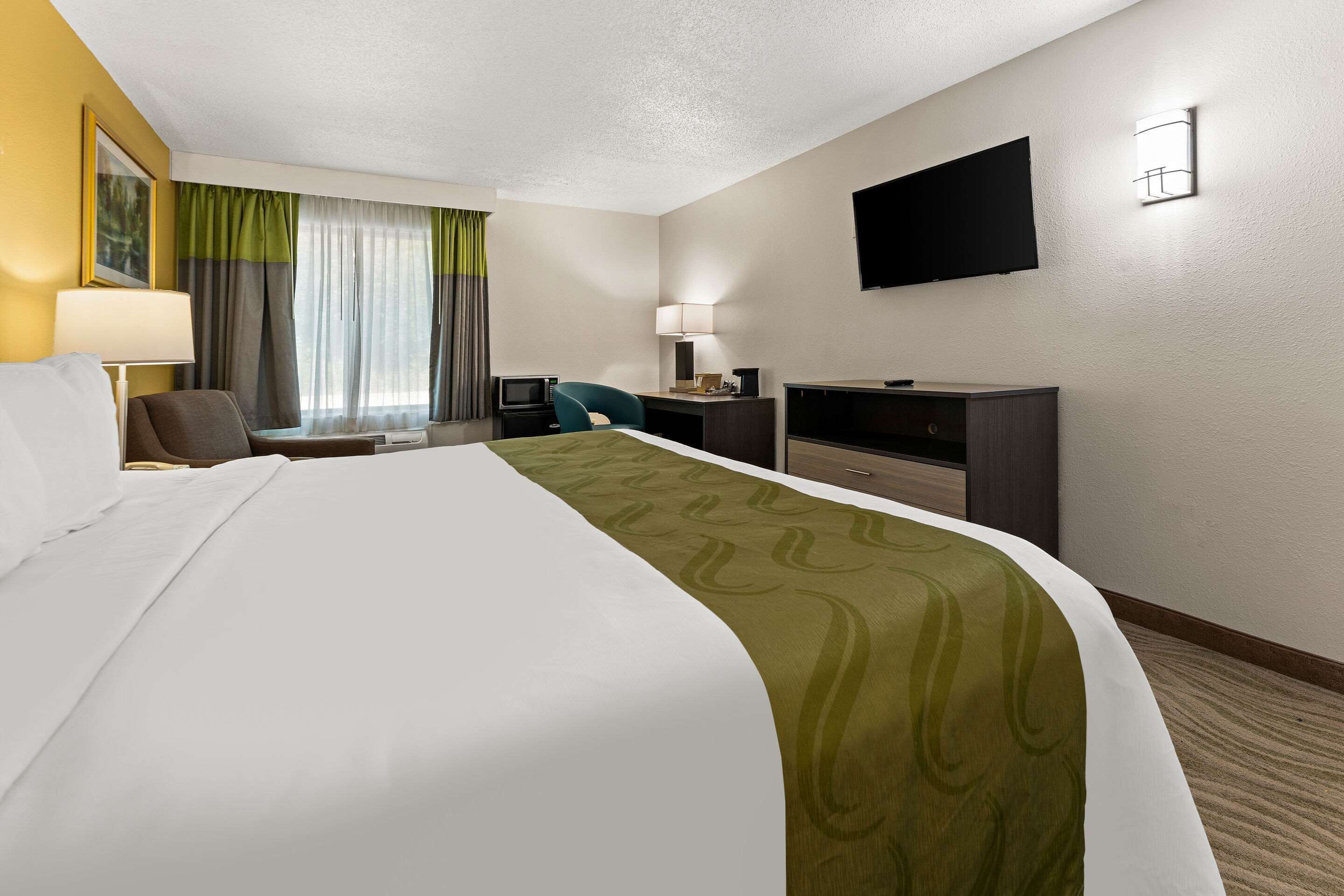 desk, iron/ironing board, free cots/infant beds, free wifi