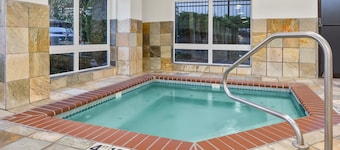Holiday Inn Express & Suites Tacoma by IHG