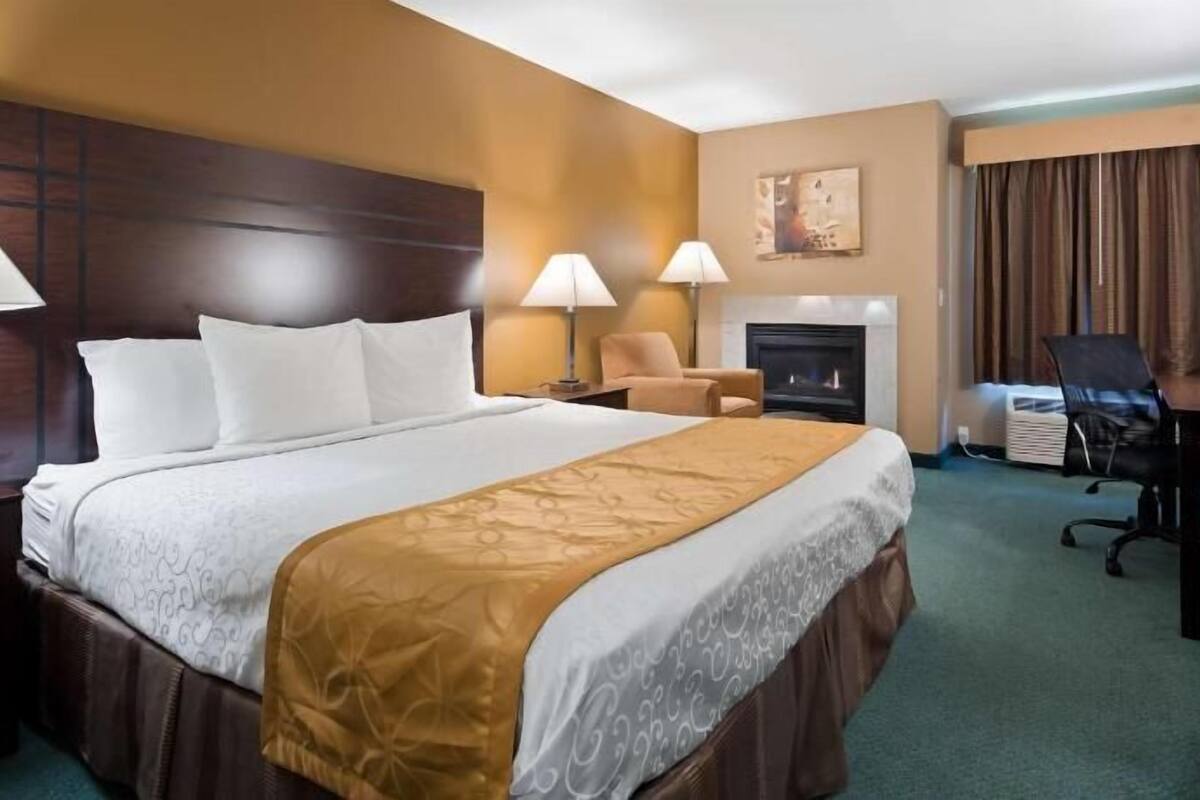 Silitysrauta/-lauta, ilmaiset vauvansÀngyt, lisÀvuoteet, Wi-Fi