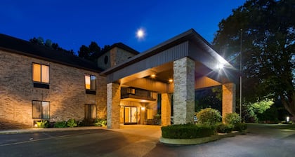 Best Western Plaza Hotel Saugatuck