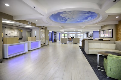 Holiday Inn Express Hotel & Suites Jacksonville - South by IHG