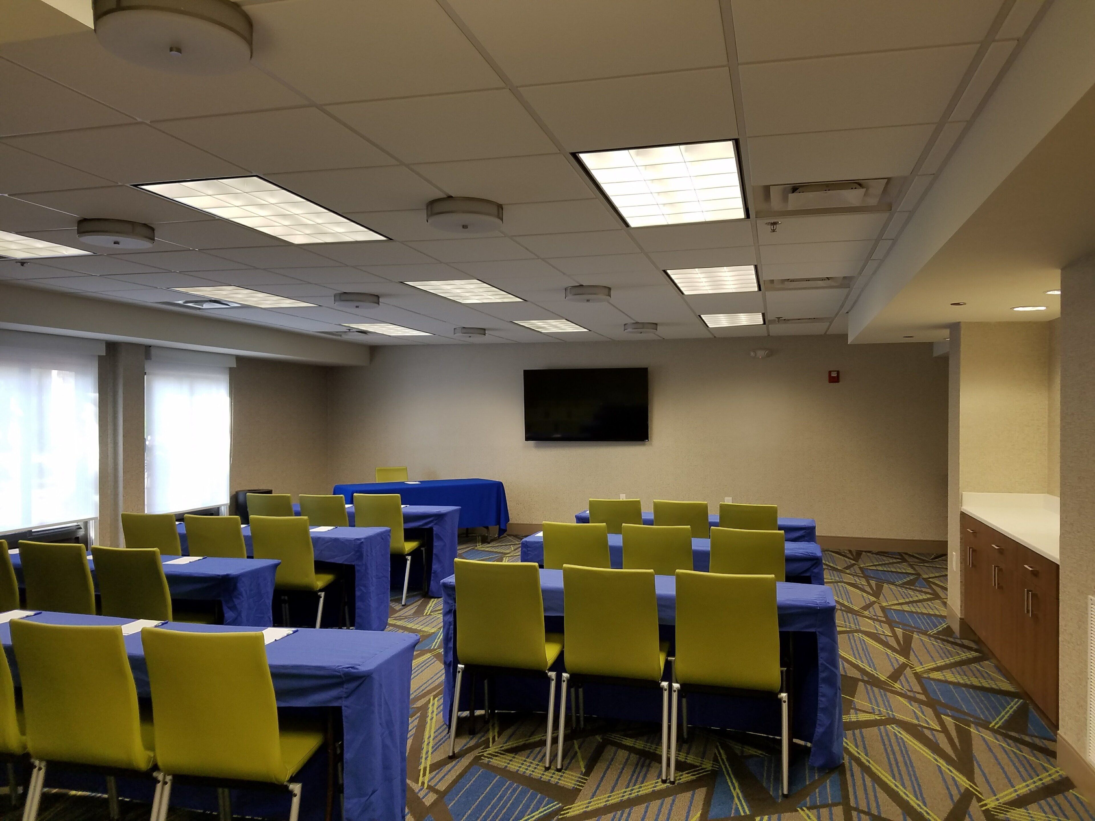 Photo - Holiday Inn Express Hotel & Suites Jacksonville-South by IHG