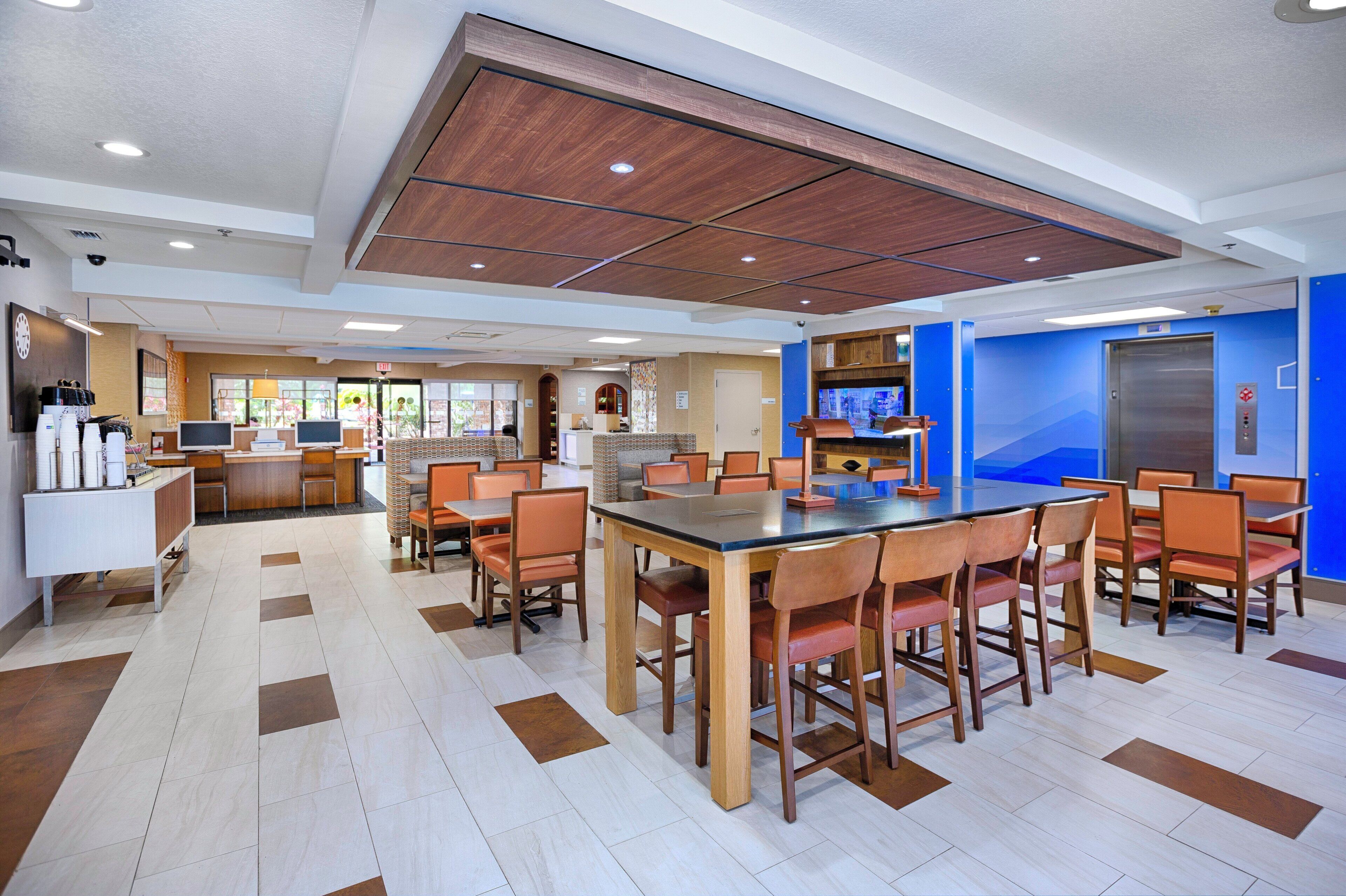 Photo - Holiday Inn Express Hotel & Suites Jacksonville-South by IHG