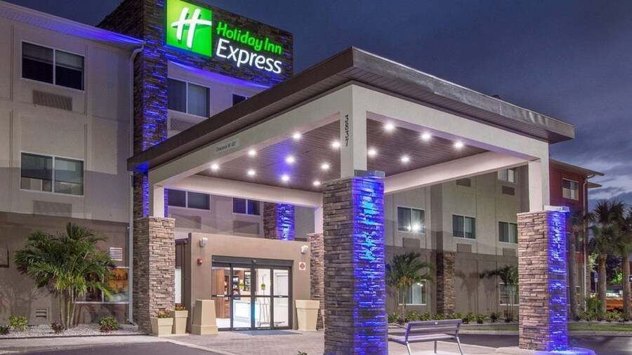 Holiday Inn Express Naples South I-75 by IHG