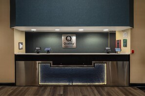 Lobby - Quality Inn & Suites Lexington South (Lexington)