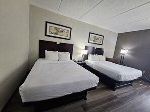 Premium bedding, pillow-top beds, desk, laptop workspace - Quality Inn & Suites Lexington South (Lexington)
