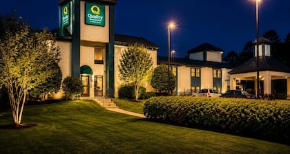 Quality Inn & Suites Clemmons I-40