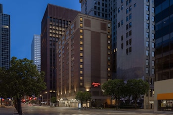 Hampton Inn Cleveland-Downtown