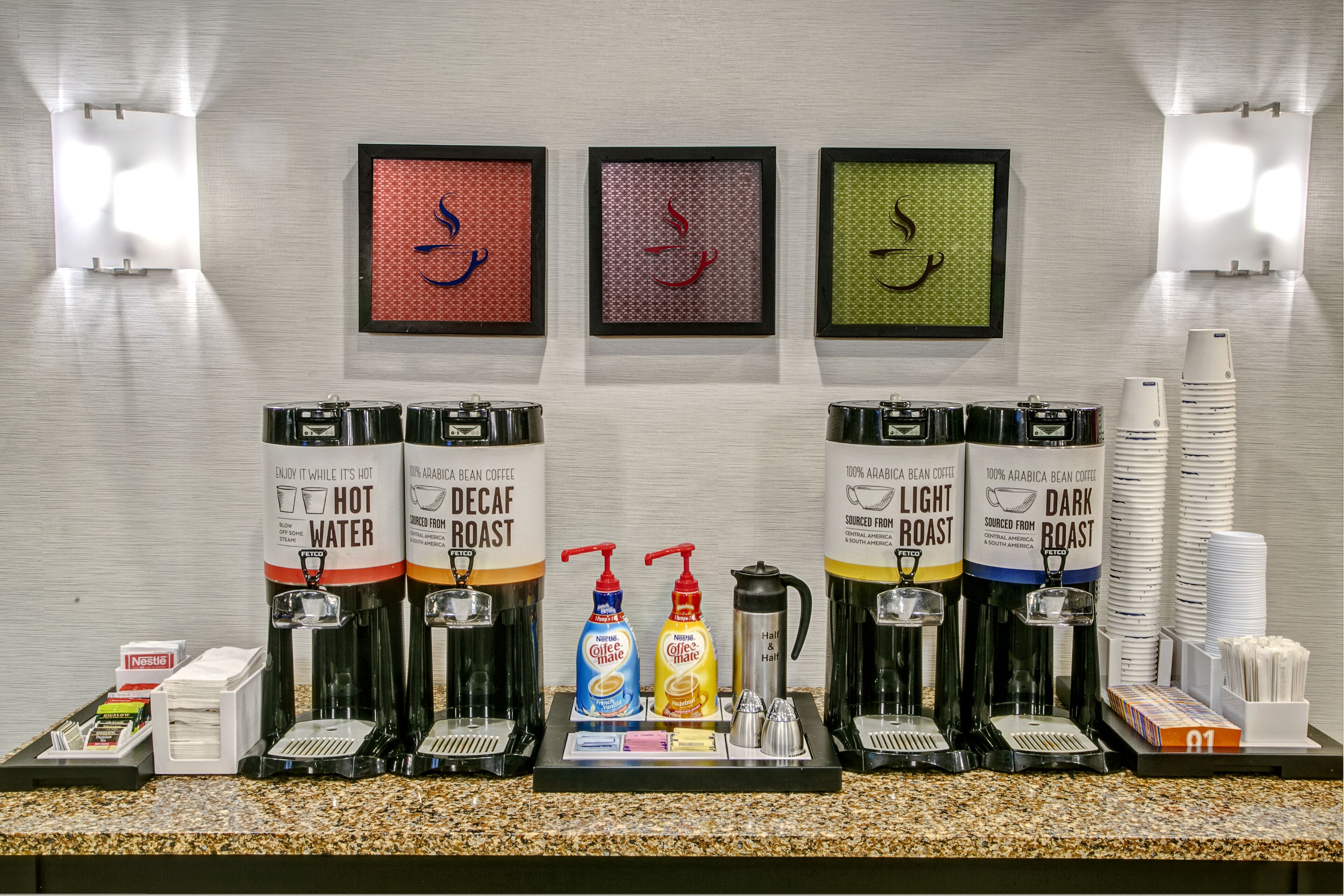 Desayuno continental incluido todos los días 