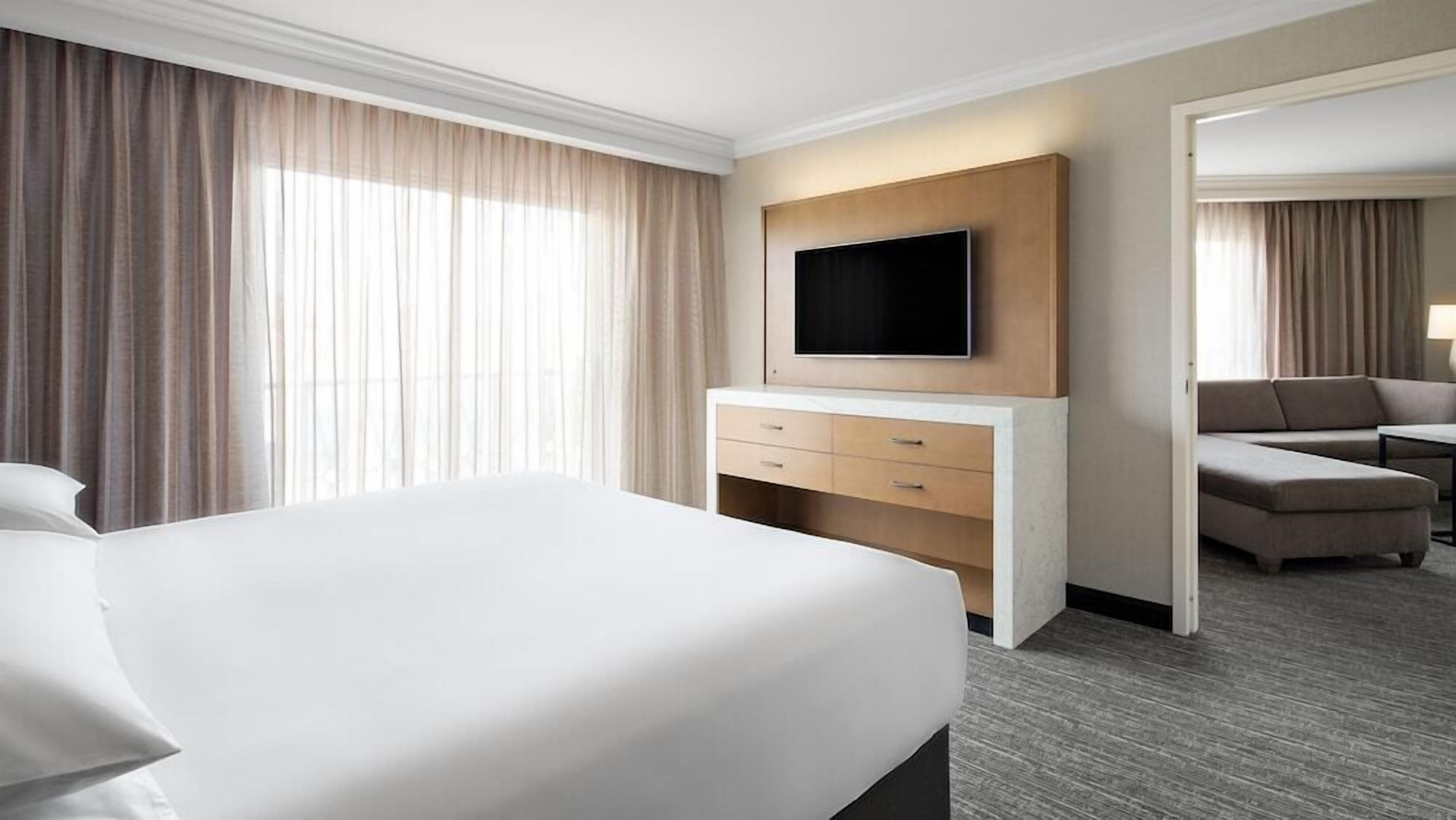 In-room safe, desk, laptop workspace, blackout drapes