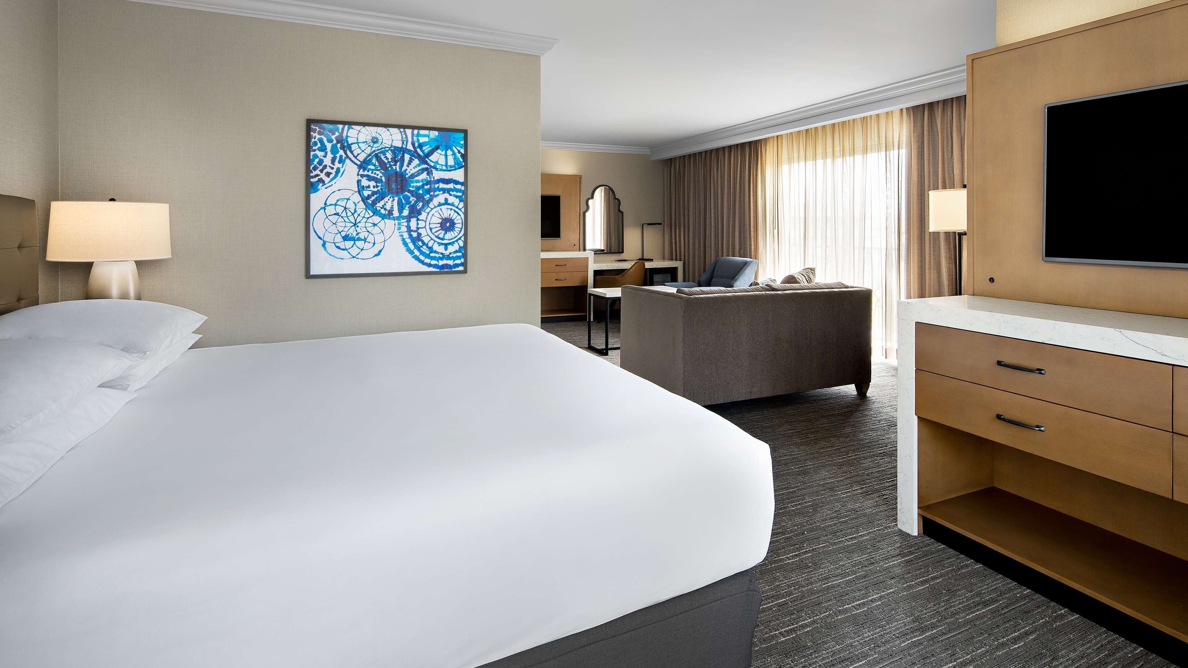 In-room safe, desk, laptop workspace, blackout drapes
