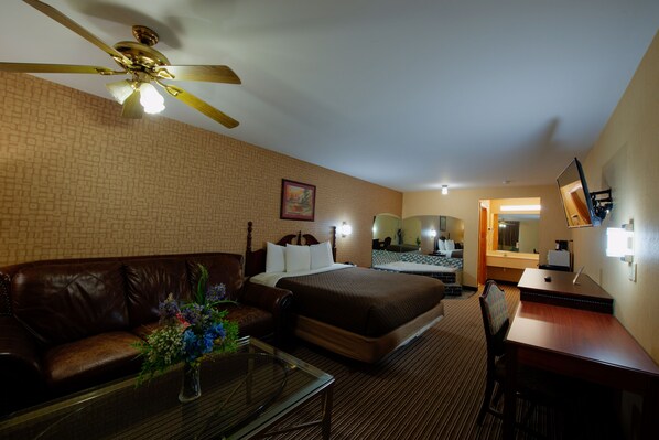 1 bedroom, iron/ironing board, free WiFi, alarm clocks