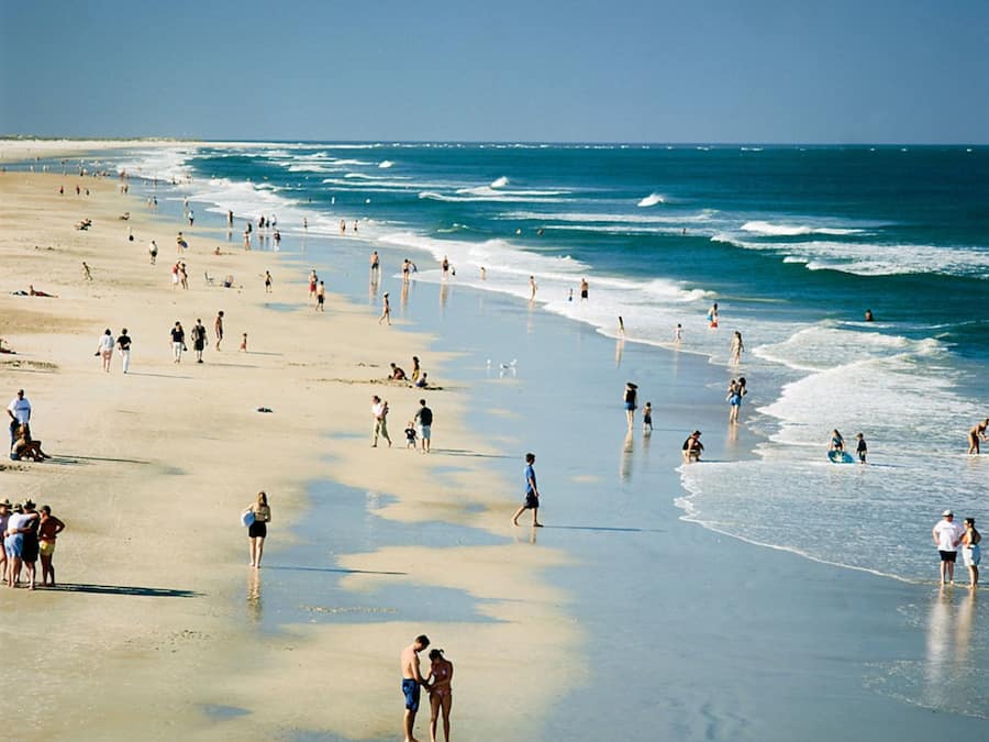 Una playa cerca, toallas de playa