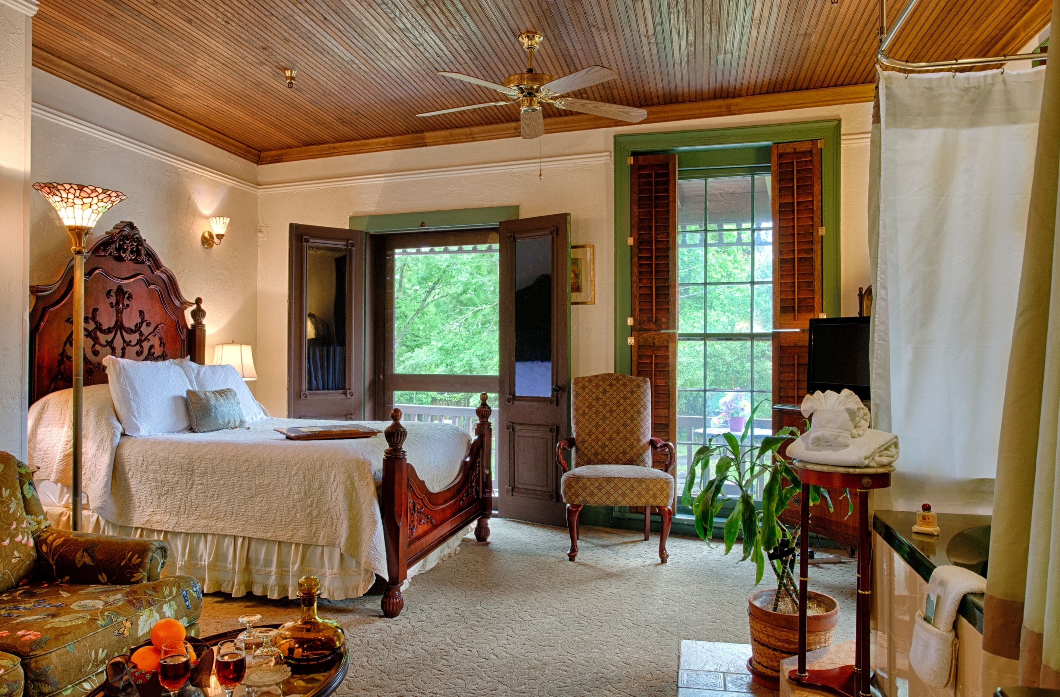 Balcony Room