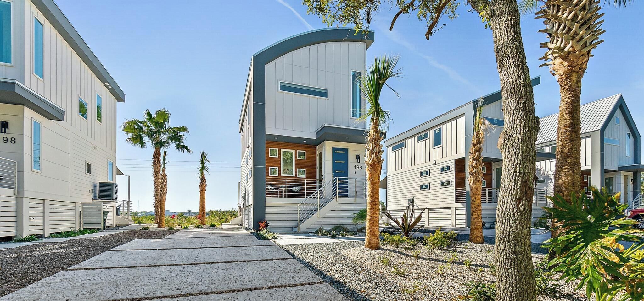 196 San Sebastian River House | Terrace/patio