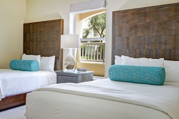 Desk, blackout drapes, WiFi, bed sheets at Summer Bay Orlando by Exploria Resorts