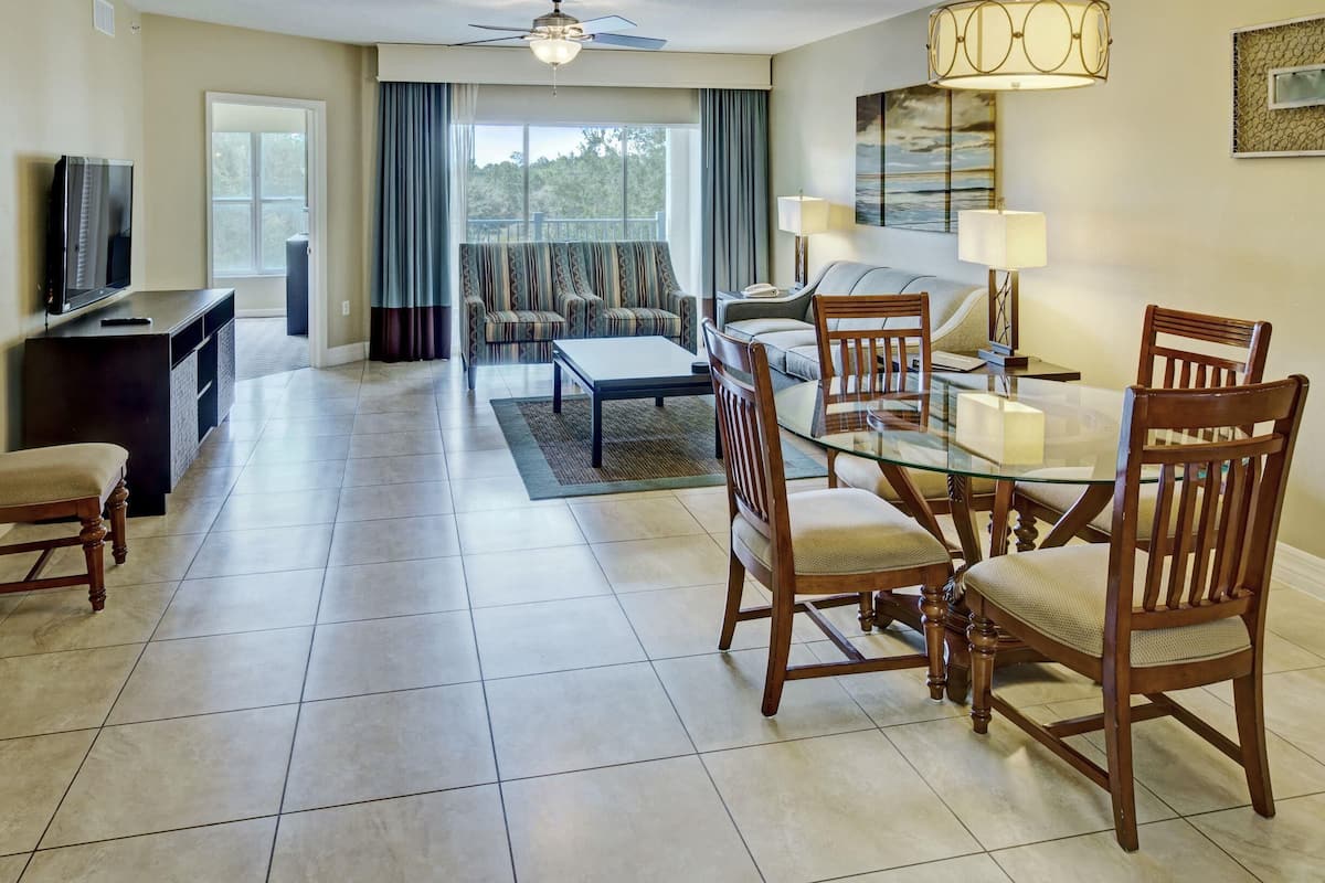 Junior Condo, 2 Bedrooms | Room amenity