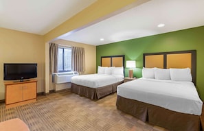 Desk, iron/ironing board, free WiFi, bed sheets - Extended Stay America Suites Cleveland Westlake (Westlake)