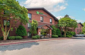 Exterior - Extended Stay America Select Suites Atlanta Kennesaw (Kennesaw)