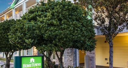 HomeTowne Studios by Red Roof Houston - West Oaks/ Energy Corridor