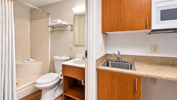 Dutxa, articles de tocador gratuïts i tovalloles