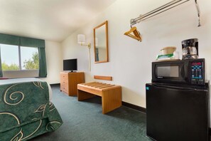 Literie de qualité, couette en duvet, bureau