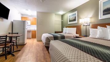 Desk, laptop workspace, free WiFi, bed sheets