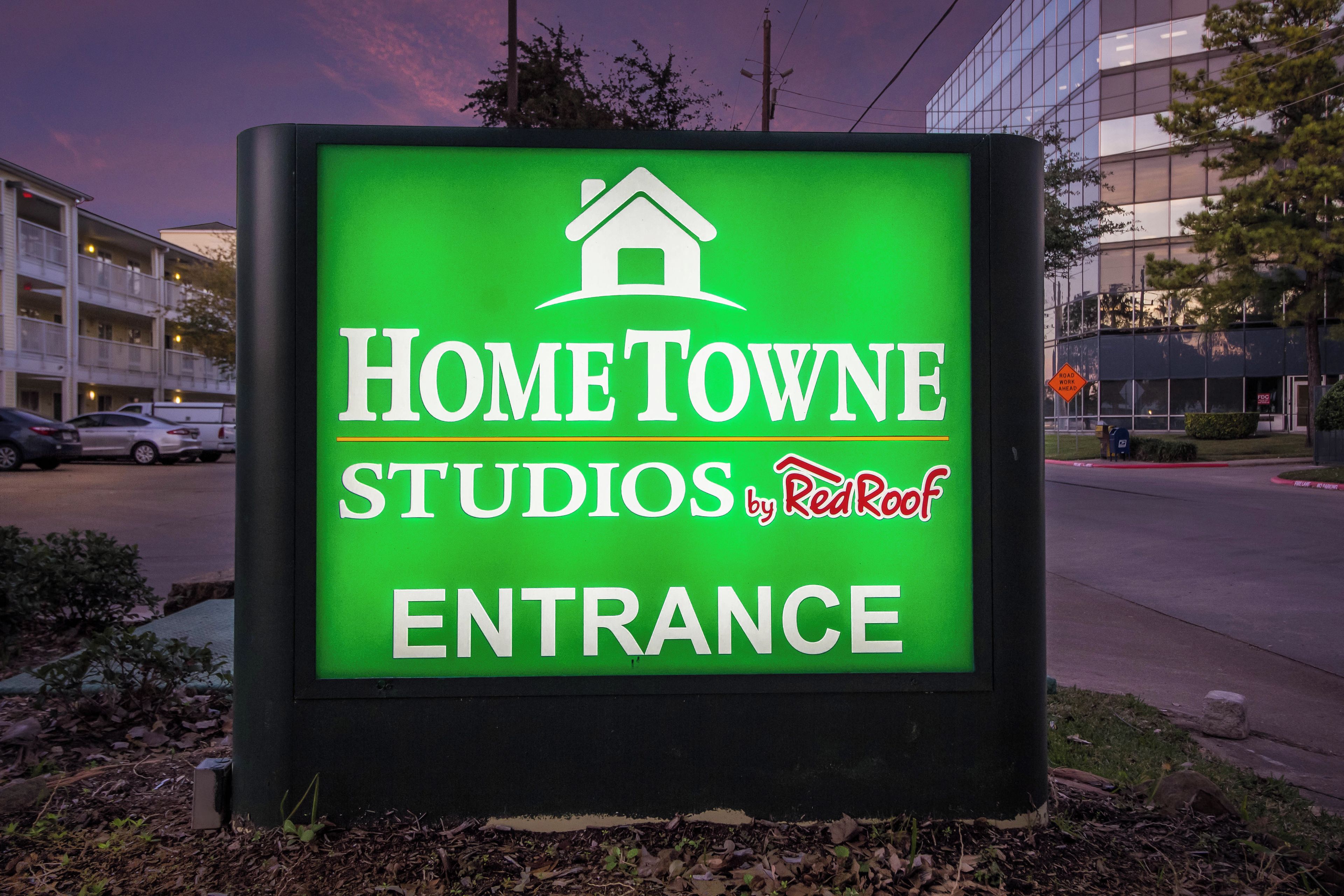 Foto - HomeTowne Studios by Red Roof Houston - Northwest