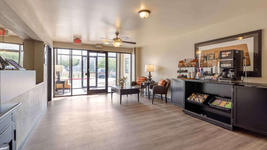 Extended Stay America Suites Wichita East