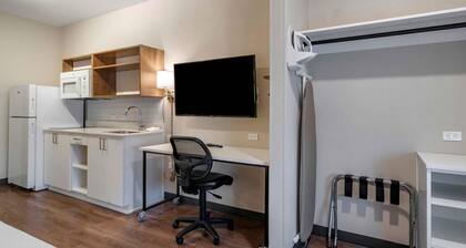 Extended Stay America Select Suites - Charlotte - University Place