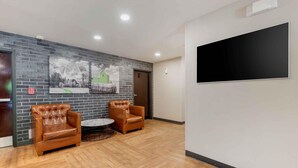 Lobby - Extended Stay America Select Suites - Charlotte - University Place (Charlotte)