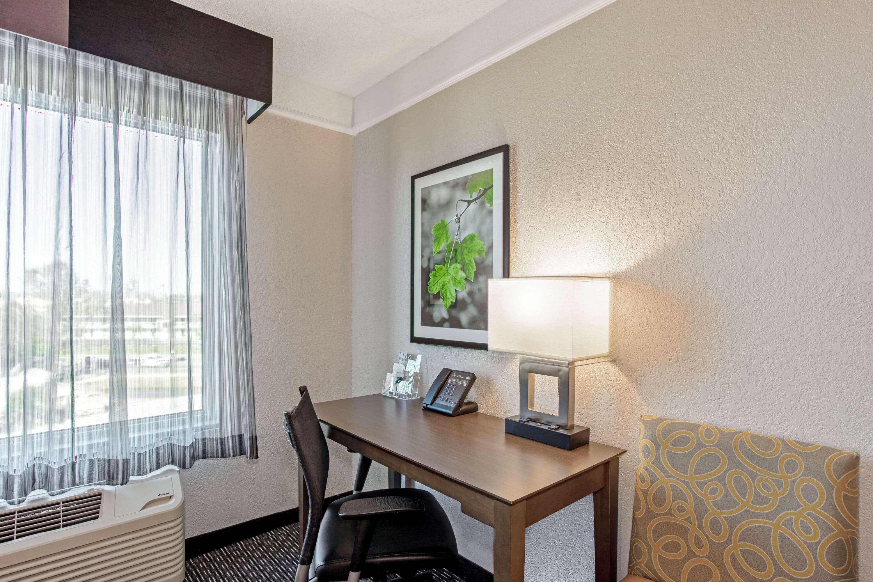 room, 2 double beds, non smoking | premium bedding, pillow-top beds, desk, laptop workspace