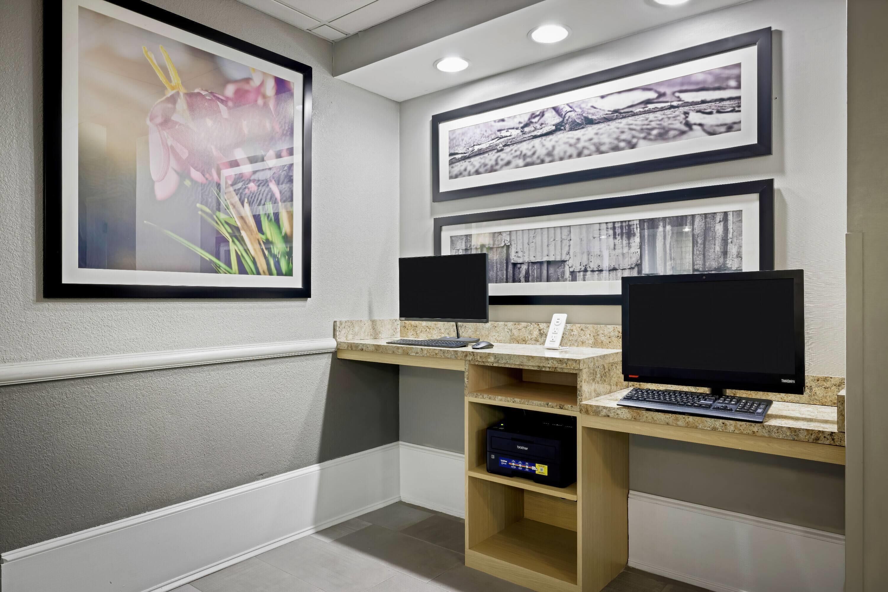 Photo - La Quinta by Wyndham Miami Airport West