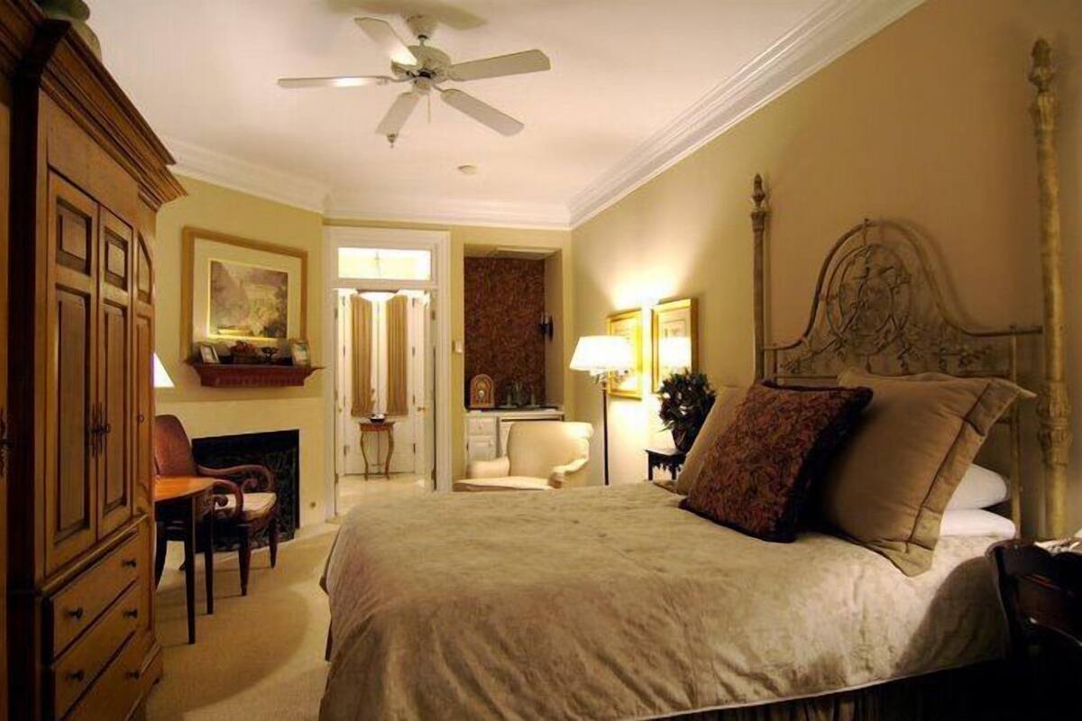 Zimmer "Royal", Queen-Bett