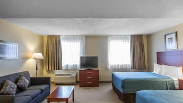 Desk, laptop workspace, iron/ironing board, free cots/infant beds