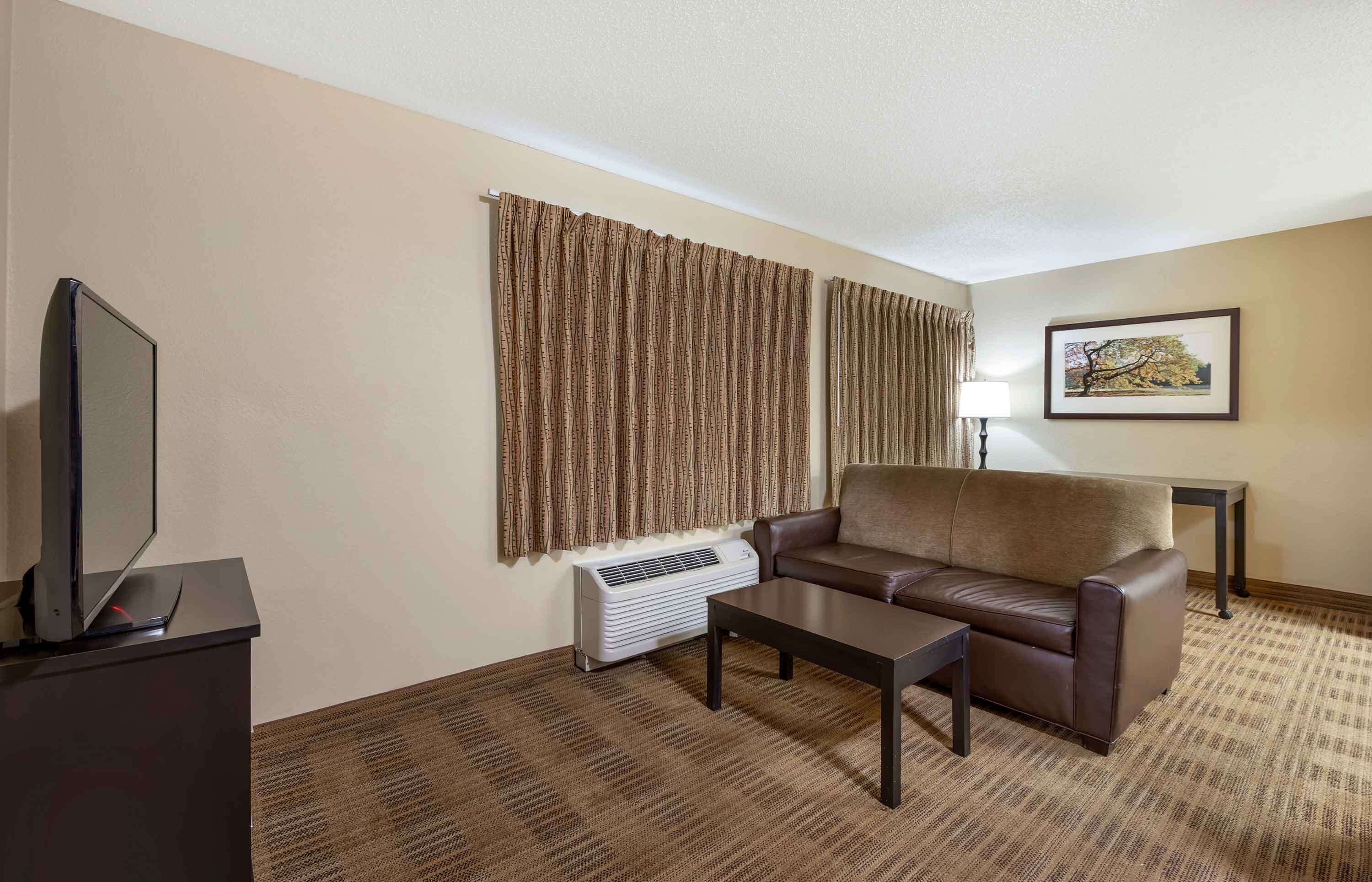 Photo - Extended Stay America Select Suites - Orlando - Lake Mary - 1040 Greenwood Blvd