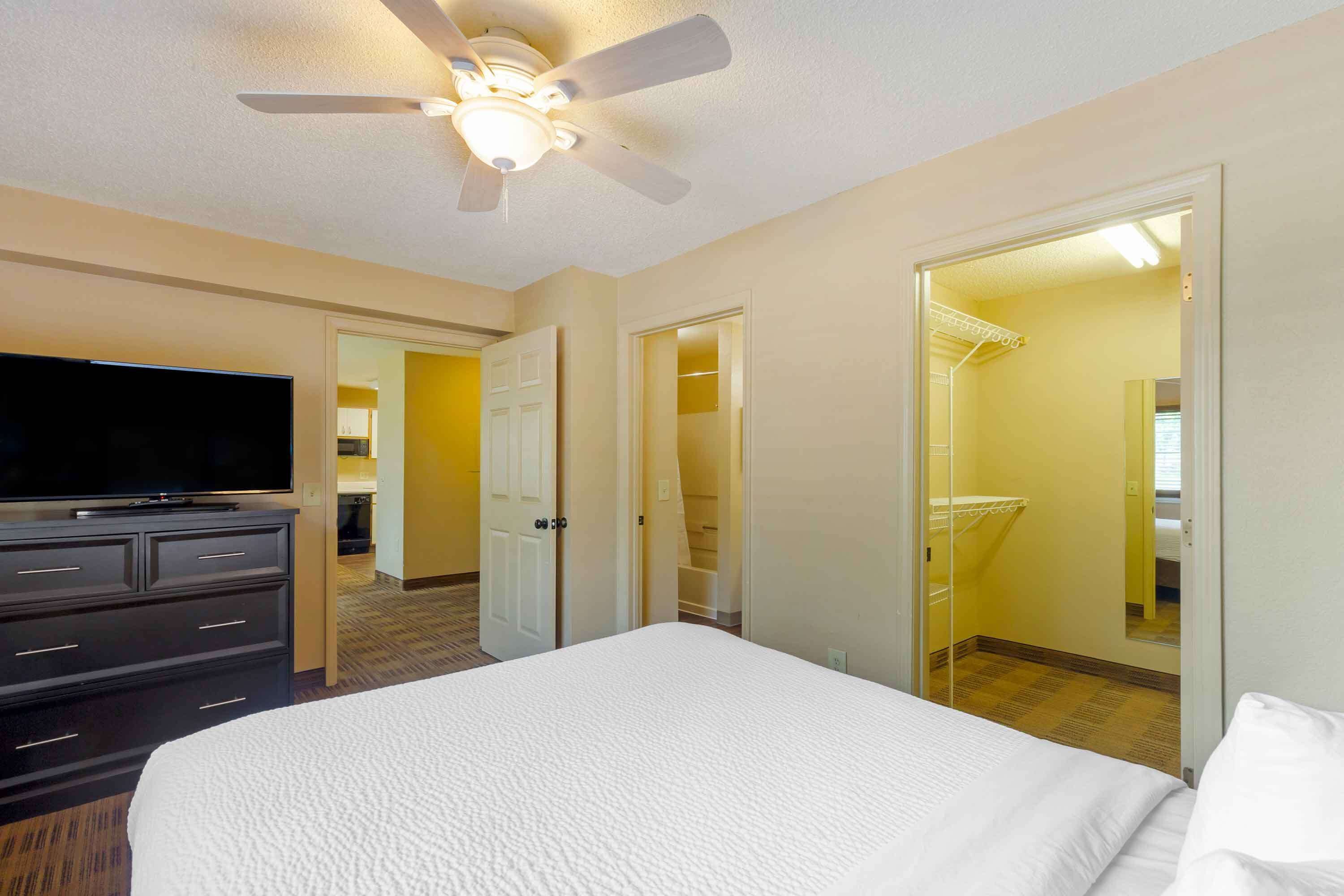 Photo - Extended Stay America Select Suites - Orlando - Lake Mary - 1040 Greenwood Blvd