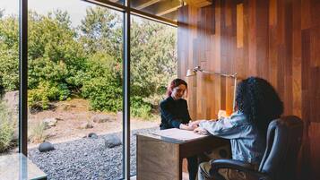 Couples treatment room(s), sauna, hot tub, steam room, body treatments