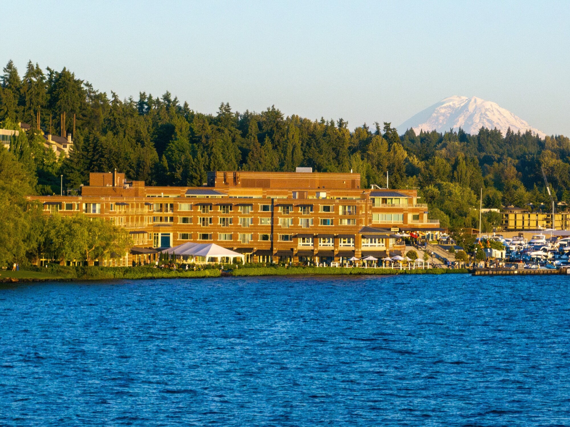 4 Star Hotels