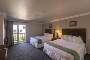 1 bedroom, premium bedding, down duvets, desk