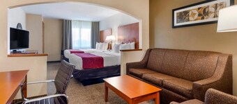 Comfort Suites North Dallas