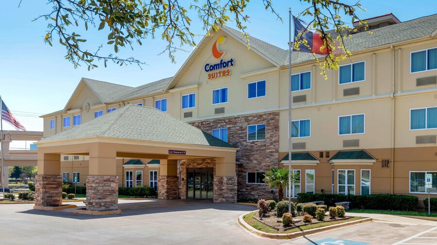 Comfort Suites North Dallas