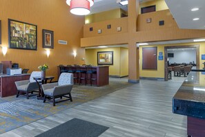 Lobby - Best Western Plus Fresno Inn (Fresno)