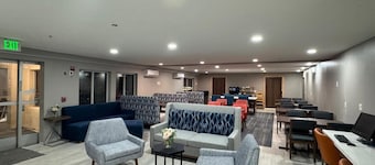 Holiday Inn Express & Suites Sandy - South Salt Lake City by IHG