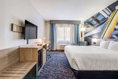 Clarion Pointe Franklin - Nashville Area