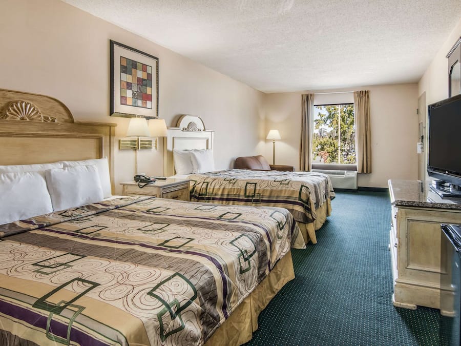 Desk, blackout curtains, iron/ironing board, free WiFi