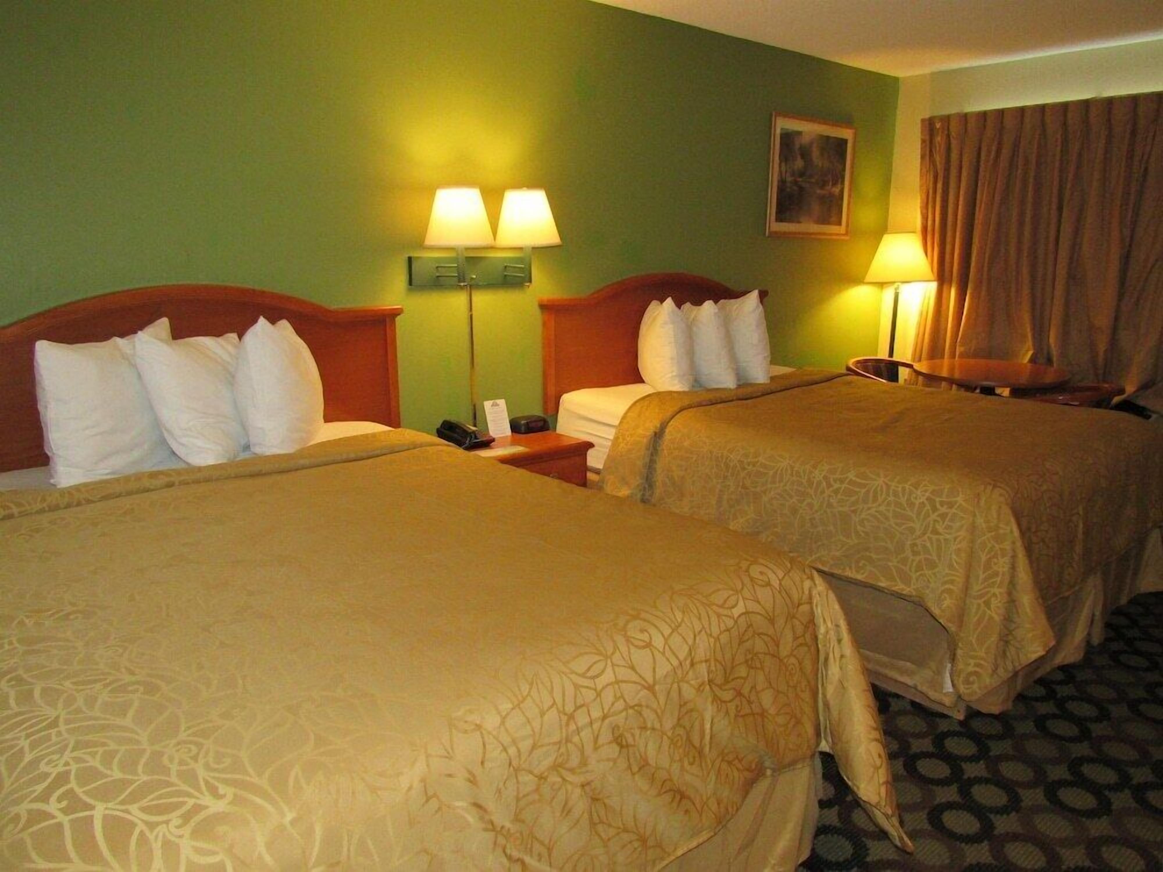 スタンダード ルーム | アイロン / アイロン台、WiFi (無料)、ベッドシーツ、アラーム付き時計