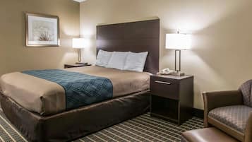 Desk, laptop workspace, iron/ironing board, rollaway beds