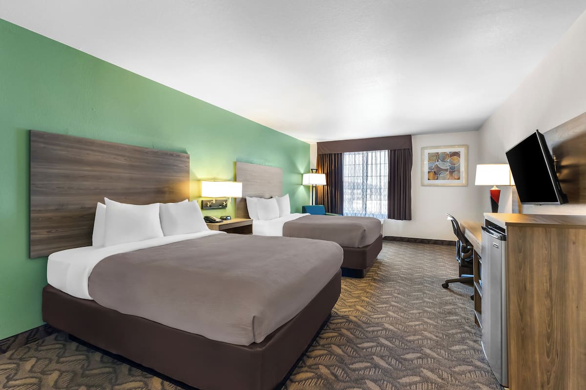 Standard Room, 2 Queen Beds, Non Smoking