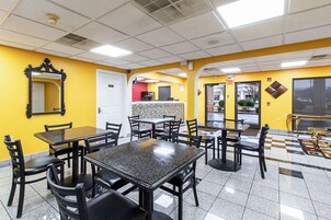 Free continental breakfast